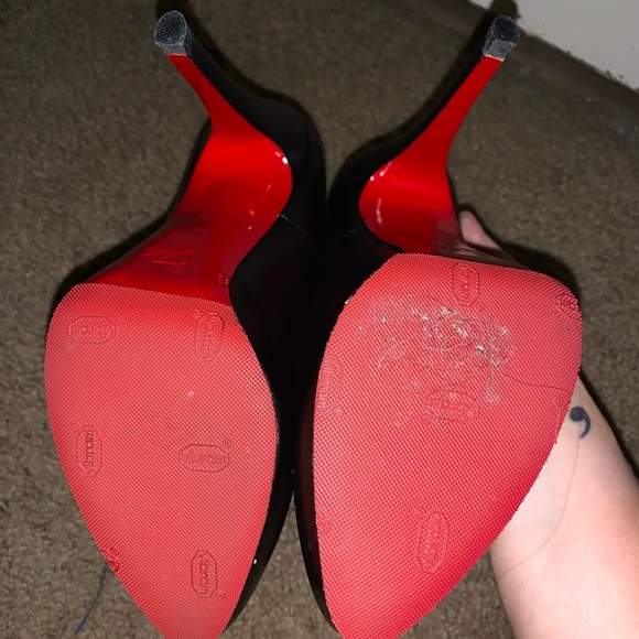 Christian Louboutin black Ronaldo pumps size 39 - Picture 7 of 10